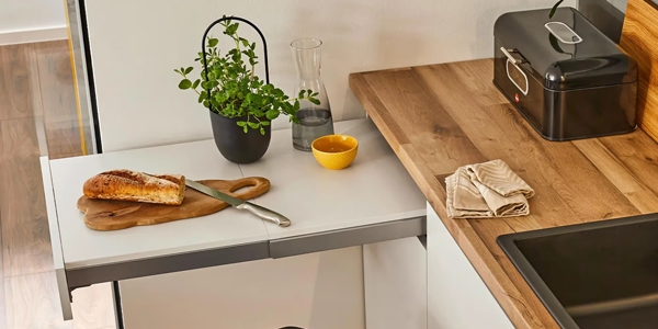 Стол Top Flex - выдвижная рабочая поверхность от Kesseböhmer Kessebohmer в Сургуте