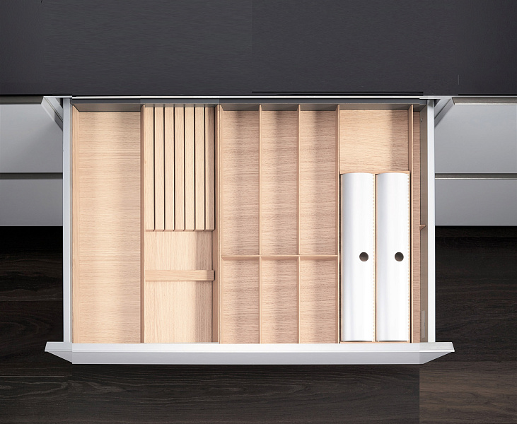 КОМПЛЕКТ лоток + держатели для фольги и для ножей, ФайнЛайн Линик 800-900 мм, глубина 500 мм, цвет ЯСЕНЬ светлый Kessebohmer